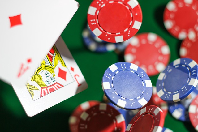 Sådan påvirker pokerhåndens rækkefølge din strategi